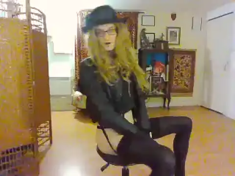 Ms Lilith online show from 5, 1, 2025