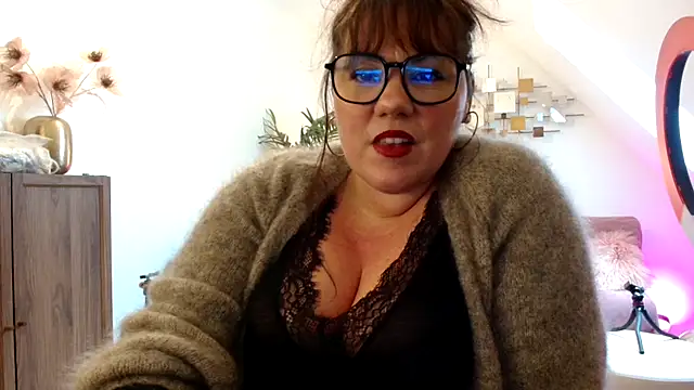 Petitexsirene online show from 21, 11, 2025