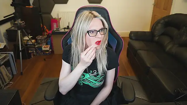 KelseyCobalt online show from 7, 12, 2024