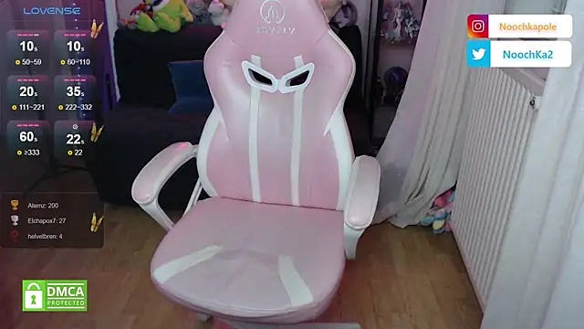 Snapshot of Noochka chatting on 9, 9, 2025 Noochka online show from 9, 9, 2025