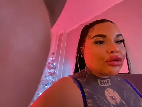 Snapshot of _MelinaCurves_ chatting on 19, 12, 2024 MelinaCurves online show from 19, 12, 2024