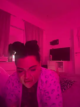 Snapshot of _MelinaCurves_ chatting on 11, 3, 2025 MelinaCurves online show from 11, 3, 2025