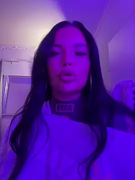 Snapshot of _MelinaCurves_ chatting on 13, 9, 2025 MelinaCurves online show from 13, 9, 2025