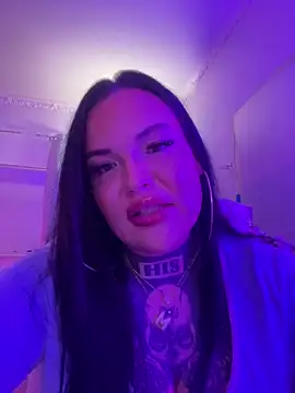 Snapshot of _MelinaCurves_ chatting on 4, 10, 2025 MelinaCurves online show from 4, 10, 2025