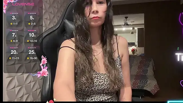 Leilacharlotte online show from 15, 1, 2026