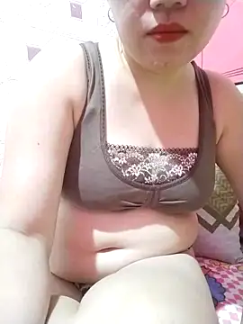 Snapshot of urwildest_dreams chatting on 15, 9, 2025 urwildest dreams online show from 15, 9, 2025