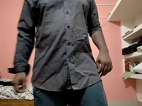 Snapshot of Aneesh007m chatting on 16, 10, 2025 Aneesh007m online show from 16, 10, 2025