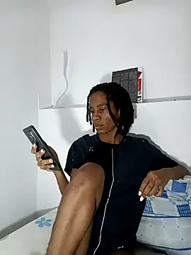 Snapshot of africa_deluxe chatting on 24, 10, 2025 africa deluxe online show from 24, 10, 2025