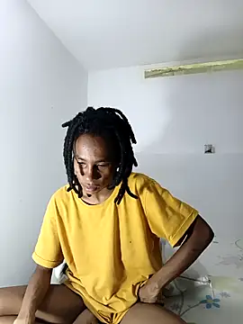 Snapshot of africa_deluxe chatting on 17, 11, 2025 africa deluxe online show from 17, 11, 2025