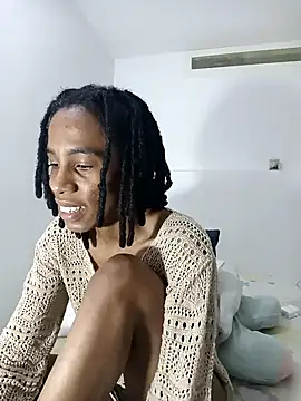 Snapshot of africa_deluxe chatting on 20, 11, 2025 africa deluxe online show from 20, 11, 2025