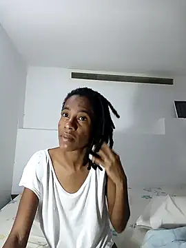 Snapshot of africa_deluxe chatting on 27, 11, 2025 africa deluxe online show from 27, 11, 2025