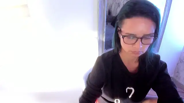 Snapshot of BrianaGarner chatting on 12, 2, 2025 BrianaGarner online show from 12, 2, 2025