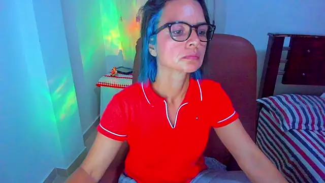 Snapshot of BrianaGarner chatting on 24, 10, 2025 BrianaGarner online show from 24, 10, 2025