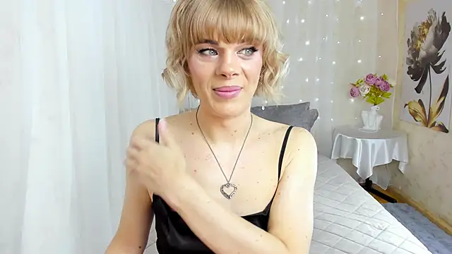 Snapshot of Stesnyashka123 chatting on 28, 11, 2025 Stesnyashka123 online show from 28, 11, 2025