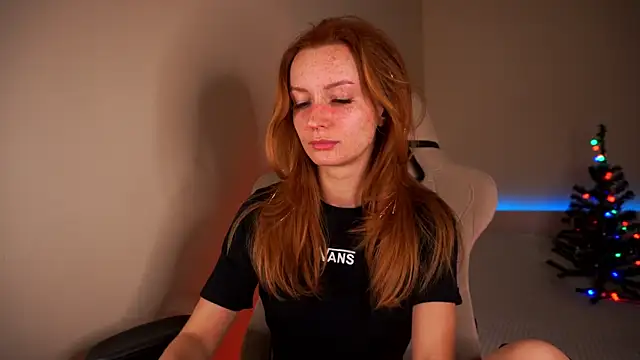Snapshot of Liuba_Fox chatting on 30, 12, 2024 Liuba Fox online show from 30, 12, 2024