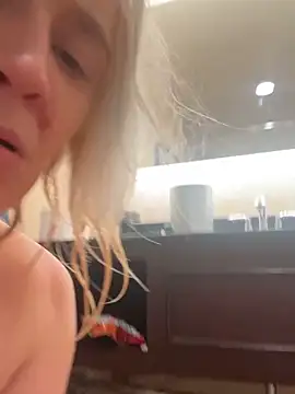 Snapshot of SugarTits199869 chatting on 25, 10, 2025 SugarTits199869 online show from 25, 10, 2025