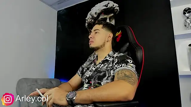 Snapshot of Dimitri_Colleman chatting on 1, 12, 2024 Dimitri Colleman online show from 1, 12, 2024