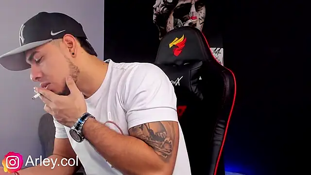 Snapshot of Dimitri_Colleman chatting on 5, 12, 2024 Dimitri Colleman online show from 5, 12, 2024