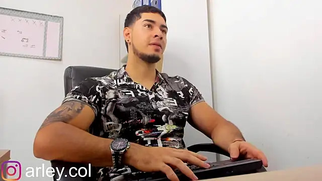 Snapshot of Dimitri_Colleman chatting on 6, 12, 2024 Dimitri Colleman online show from 6, 12, 2024