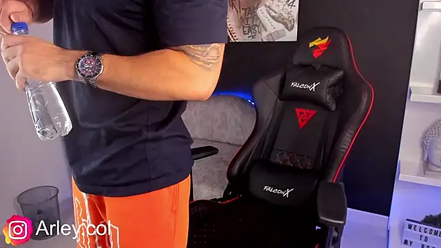 Snapshot of Dimitri_Colleman chatting on 9, 12, 2024 Dimitri Colleman online show from 9, 12, 2024