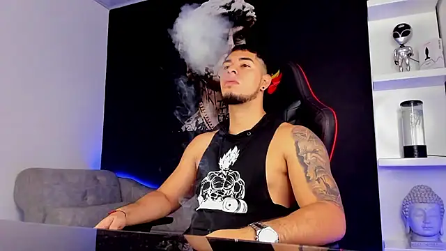 Snapshot of Dimitri_Colleman chatting on 15, 1, 2025 Dimitri Colleman online show from 15, 1, 2025