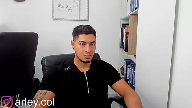 Snapshot of Dimitri_Colleman chatting on 19, 1, 2025 Dimitri Colleman online show from 19, 1, 2025