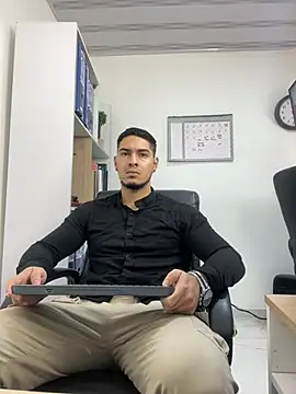 Snapshot of Dimitri_Colleman chatting on 23, 1, 2025 Dimitri Colleman online show from 23, 1, 2025