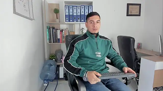 Snapshot of Dimitri_Colleman chatting on 30, 1, 2025 Dimitri Colleman online show from 30, 1, 2025