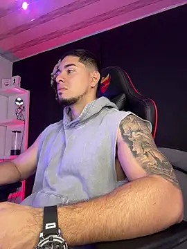 Snapshot of Dimitri_Colleman chatting on 14, 12, 2025 Dimitri Colleman online show from 14, 12, 2025