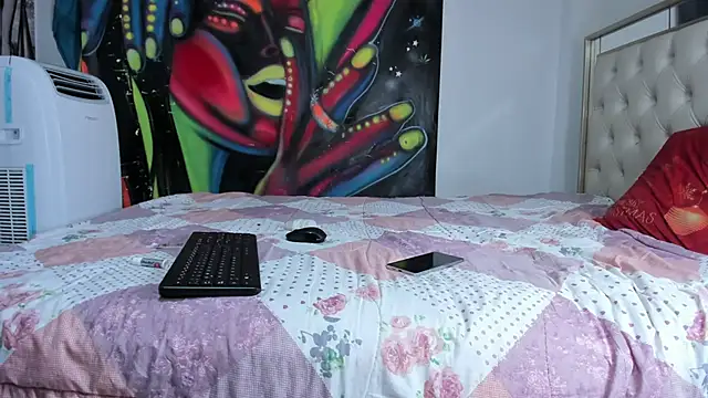 Snapshot of luna_sexxy chatting on 27, 11, 2025 luna sexxy online show from 27, 11, 2025