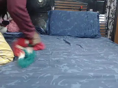 Snapshot of prettyindiandoll chatting on 8, 10, 2025 prettyindiandoll online show from 8, 10, 2025