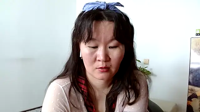 Akira xx online show from 13, 3, 2025