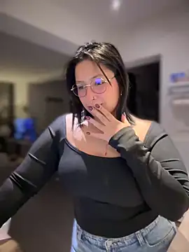 DannaaMeliza online show from 2, 12, 2024