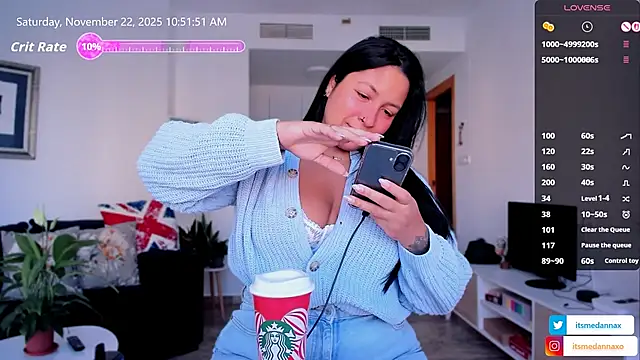 DannaaMeliza online show from 22, 11, 2025