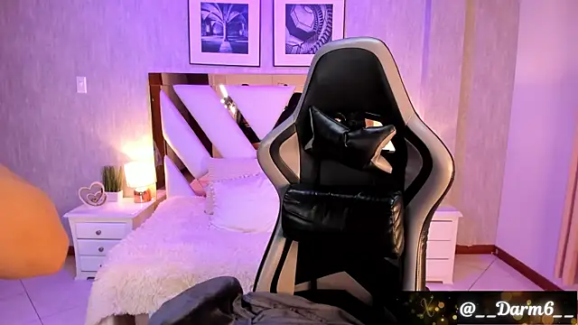 Lia Simons online show from 26, 9, 2025