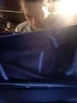 Snapshot of ROBERT0516 chatting on 18, 2, 2025 ROBERT0516 online show from 18, 2, 2025