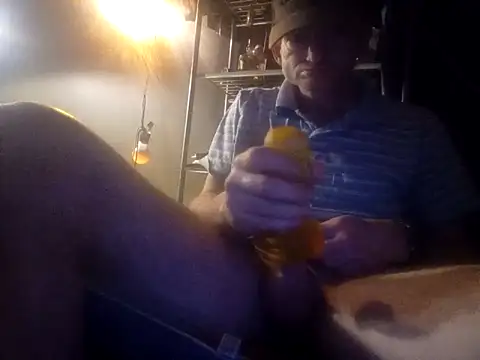 Snapshot of ROBERT0516 chatting on 9, 3, 2025 ROBERT0516 online show from 9, 3, 2025