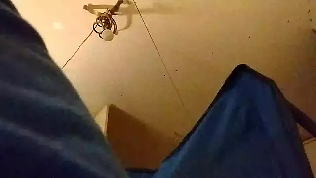 Snapshot of ROBERT0516 chatting on 5, 10, 2025 ROBERT0516 online show from 5, 10, 2025