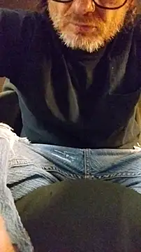 Snapshot of ROBERT0516 chatting on 17, 10, 2025 ROBERT0516 online show from 17, 10, 2025