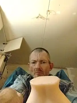 Snapshot of ROBERT0516 chatting on 16, 11, 2025 ROBERT0516 online show from 16, 11, 2025