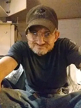 Snapshot of ROBERT0516 chatting on 23, 11, 2025 ROBERT0516 online show from 23, 11, 2025