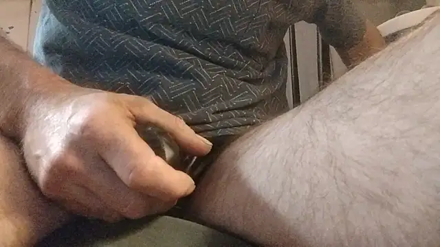 Snapshot of ROBERT0516 chatting on 1, 12, 2025 ROBERT0516 online show from 1, 12, 2025