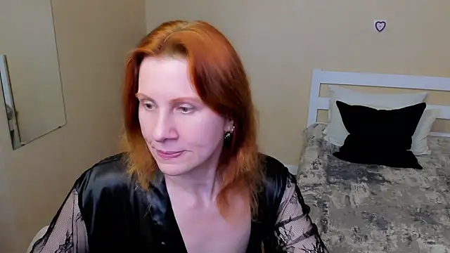 FoxySophia online show from 3, 10, 2025