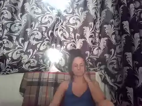 Snapshot of LindaStarS chatting on 4, 3, 2025 LindaStarS online show from 4, 3, 2025