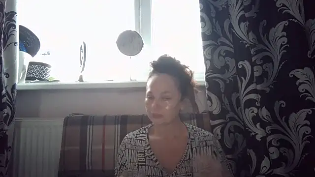 Snapshot of LindaStarS chatting on 13, 1, 2026 LindaStarS online show from 13, 1, 2026