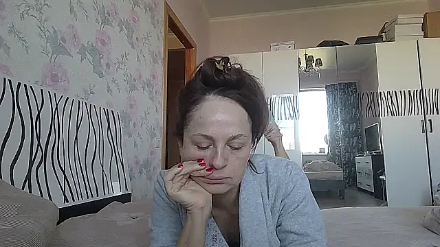 Snapshot of LindaStarS chatting on 5, 5, 2026 LindaStarS online show from 5, 5, 2026