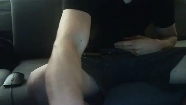 Snapshot of ShyGuyWannaTry chatting on 11, 9, 2025 ShyGuyWannaTry online show from 11, 9, 2025