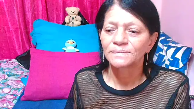 SLUTTYROXY online show from 1, 2, 2026