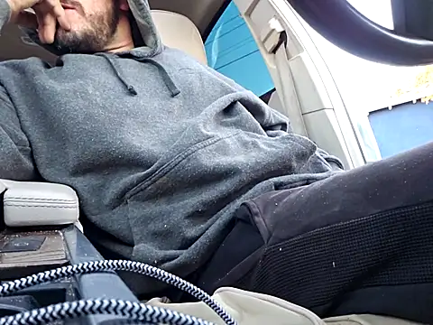 UncutHammer69 online show from 24, 11, 2025