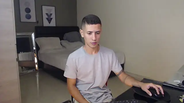 RetainedHound online show from 12, 11, 2025